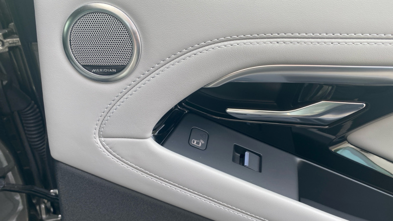 Land Rover Range Rover Evoque 2.0 P250 R-Dynamic HSE 5dr Auto Petrol Hatchback